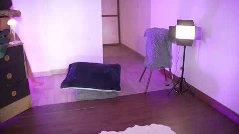 Annie online show from January 18, 8:16 pm