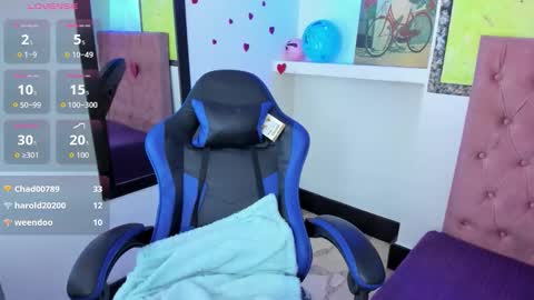 Anniee online show from March 23, 1:17 pm