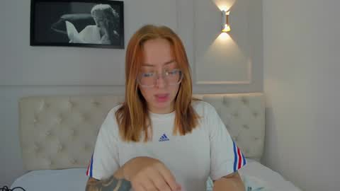 Annie online show from February 4, 11:27 am