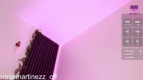 Annie online show from October 7, 4:22 pm