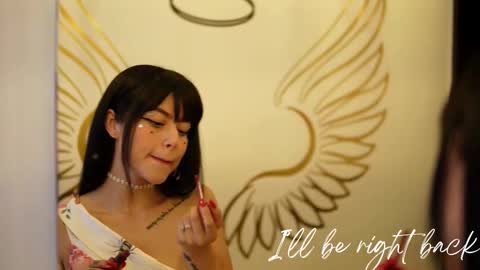 Annie online show from February 15, 11:31 am