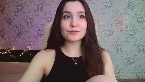 Annie online show from September 25, 2:43 am