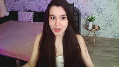 Annie online show from January 6, 1:20 am