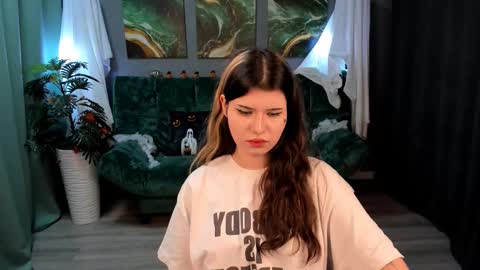 Anora online show from November 5, 6:57 pm