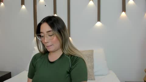 A N T O N E L L A  online show from January 31, 11:56 am