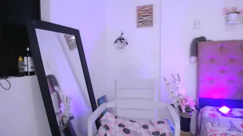 antonella online show from September 11, 6:58 am