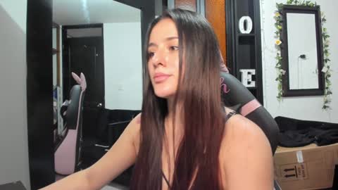 antonella  online show from December 13, 9:09 pm