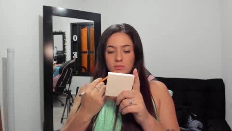 antonella  online show from February 4, 6:17 pm