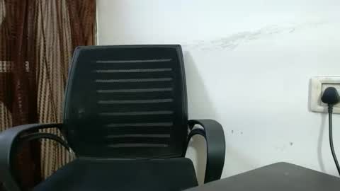 anya kapoor no face online show from November 7, 2:11 pm