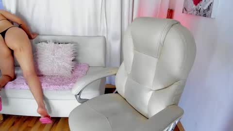 Anyi online show from November 19, 6:41 pm