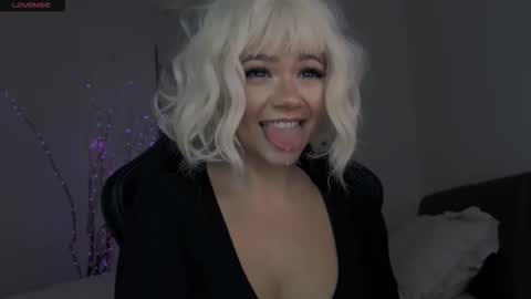 Anykitty online show from November 27, 11:24 am