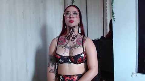 aphrodite__bloom online show from October 1, 6:24 pm