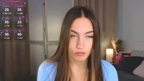 Vicki online show from October 10, 9:14 am