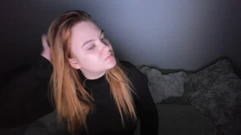 appleyummybuns online show from May 31, 7:59 pm