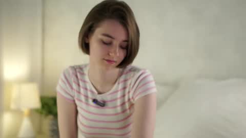 Meghan online show from December 21, 12:09 pm