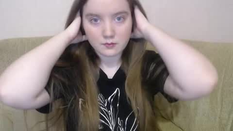 Josefin online show from November 22, 8:28 am