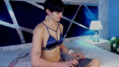 ArabellaBlue online show from October 7, 2:10 pm