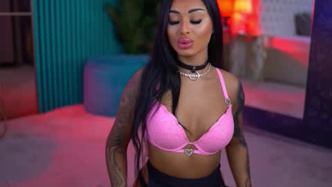 arabellaposh online show from November 30, 6:28 am