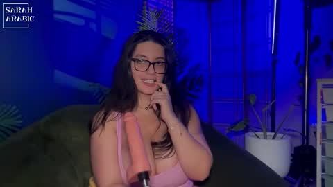 Sarah Arabic online show from December 16, 12:05 am