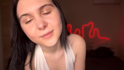 Emi online show from February 15, 5:12 pm