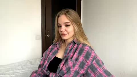 Amelia online show from November 21, 5:42 am