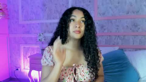 Ari online show from April 22, 11:51 am