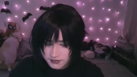 Ahri online show from February 7, 4:24 pm