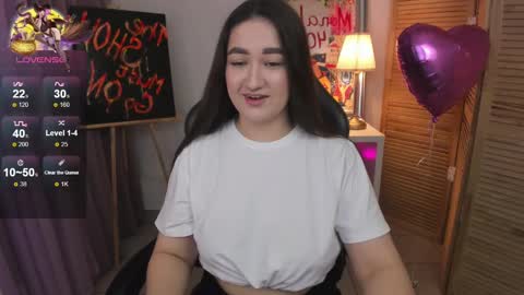 Snapshot of aria_blisss chatting on February 12, 8:49 am aria_blisss online show from February 12, 8:49 am