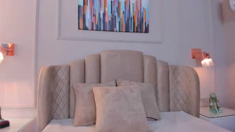 Aria  online show from December 5, 2:53 am