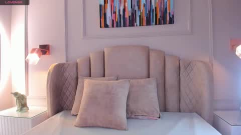 Aria  online show from January 5, 2:27 am