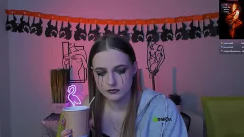 Luna online show from October 30, 11:28 pm