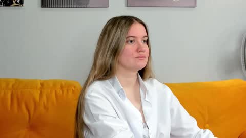 Milena online show from October 8, 7:46 am