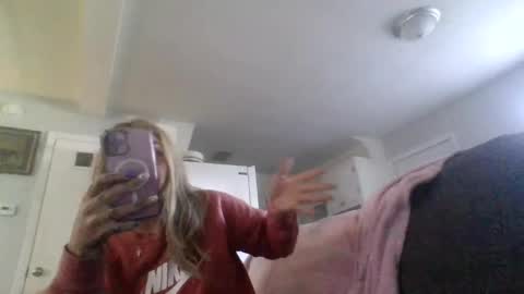 ari adams online show from February 27, 7:15 pm