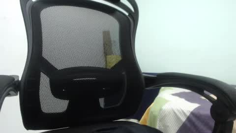 ...Ariana... online show from April 8, 6:21 pm