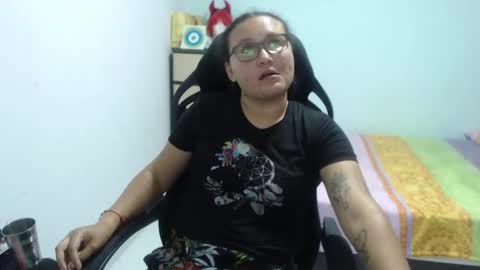 ...Ariana... online show from October 7, 6:23 pm