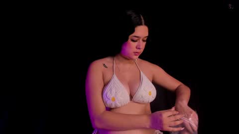 -  -. .- Ariadna -. .-  - online show from December 4, 12:36 pm