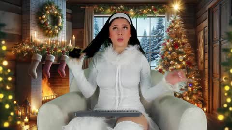 -  -. .- Ariadna -. .-  - online show from December 7, 12:35 pm