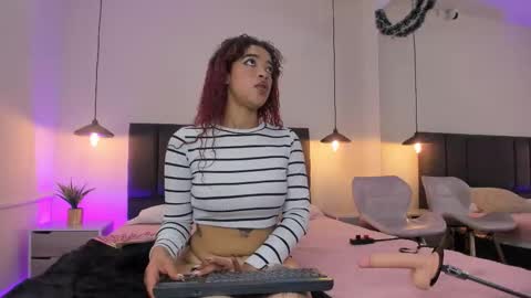 Ariadna online show from November 16, 3:52 am