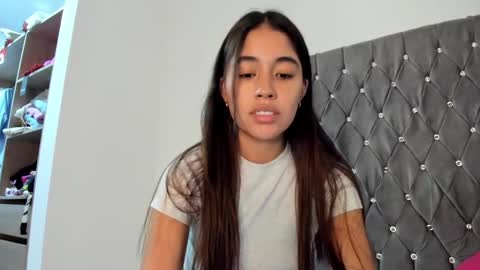 Snapshot of ariamontgomeryyy chatting on January 14, 4:40 pm Aria Montgomery online show from January 14, 4:40 pm