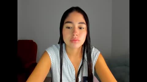 Snapshot of ariamontgomeryyy chatting on March 12, 9:44 am Aria Montgomery online show from March 12, 9:44 am