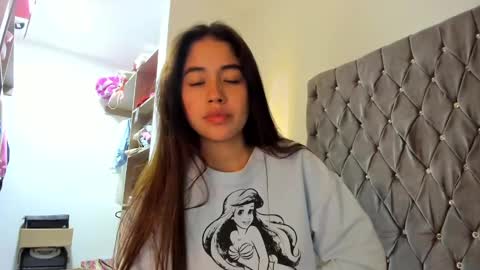 Snapshot of ariamontgomeryyy chatting on January 13, 9:08 am Aria Montgomery online show from January 13, 9:08 am