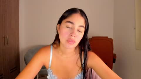 Snapshot of ariamontgomeryyy chatting on March 3, 11:45 pm Aria Montgomery online show from March 3, 11:45 pm