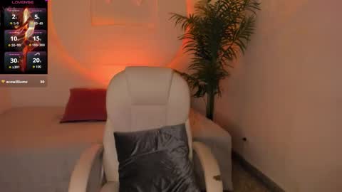 Ariana  online show from December 5, 2:40 pm