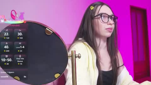 arianahot777 online show from April 25, 10:07 pm