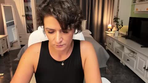 Ana online show from September 12, 3:30 pm