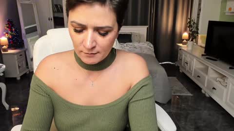 Ana online show from December 20, 10:05 am