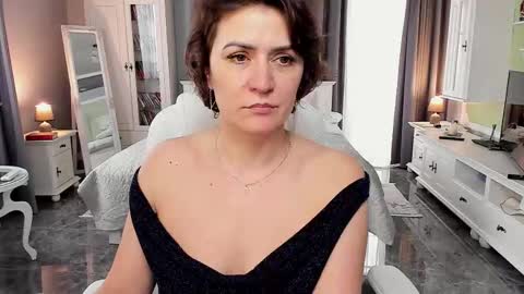 Ana online show from February 18, 12:04 pm