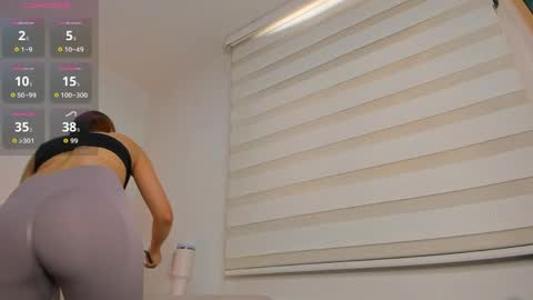 arianna_0 online show from April 10, 12:11 pm