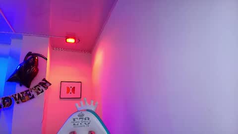 arianna_sweeet online show from October 28, 3:34 am