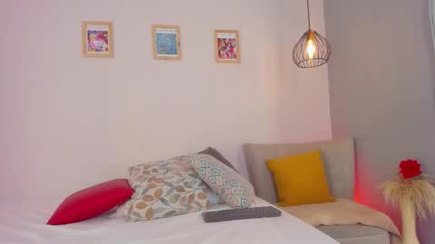 Aria online show from March 21, 8:19 am